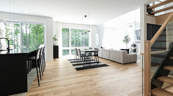 Plancher de bois franc: durable et tendance!