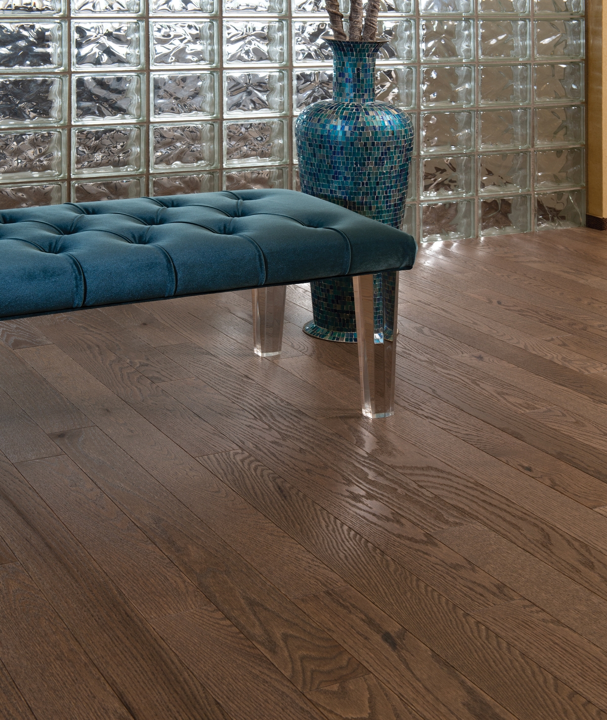 Brushed red oak New Haven